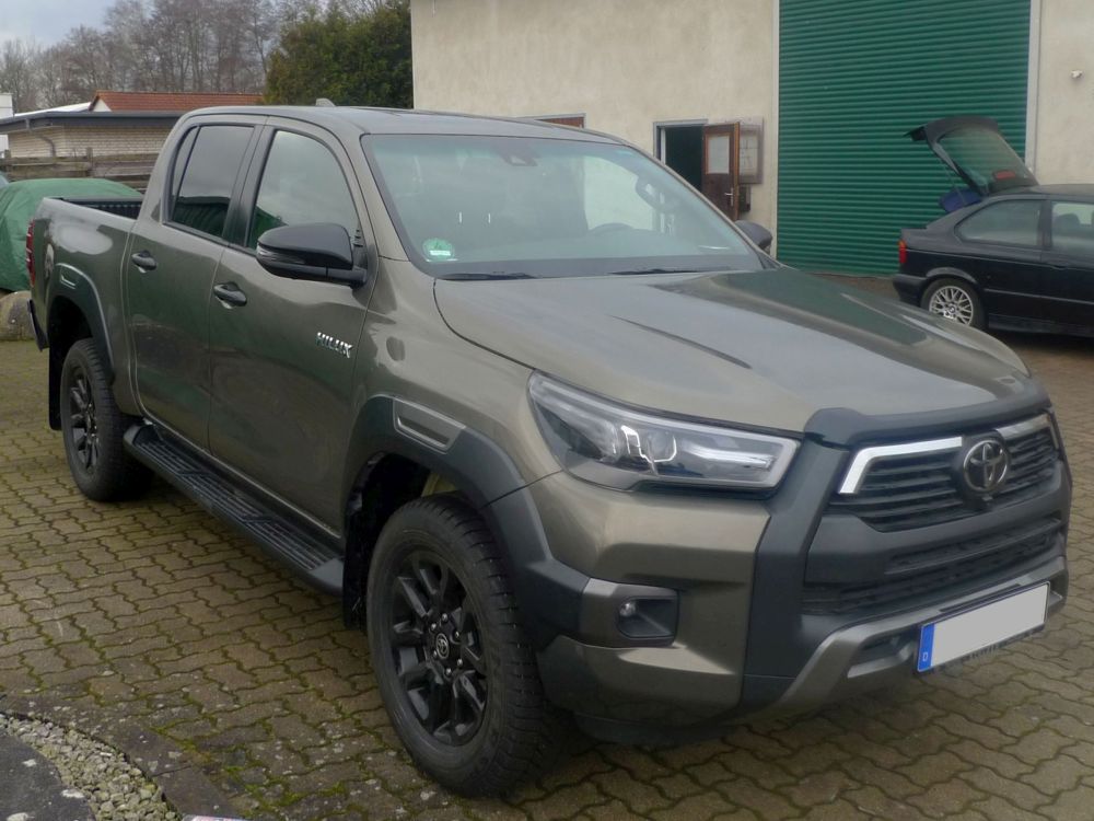 Toyota Hilux Mike Sanders Hohlraumversiegelung Hannover Rostschutz